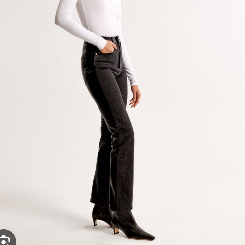 Abercrombie Mixed Fabric Ultra High Rise Ankle Straight Jean
